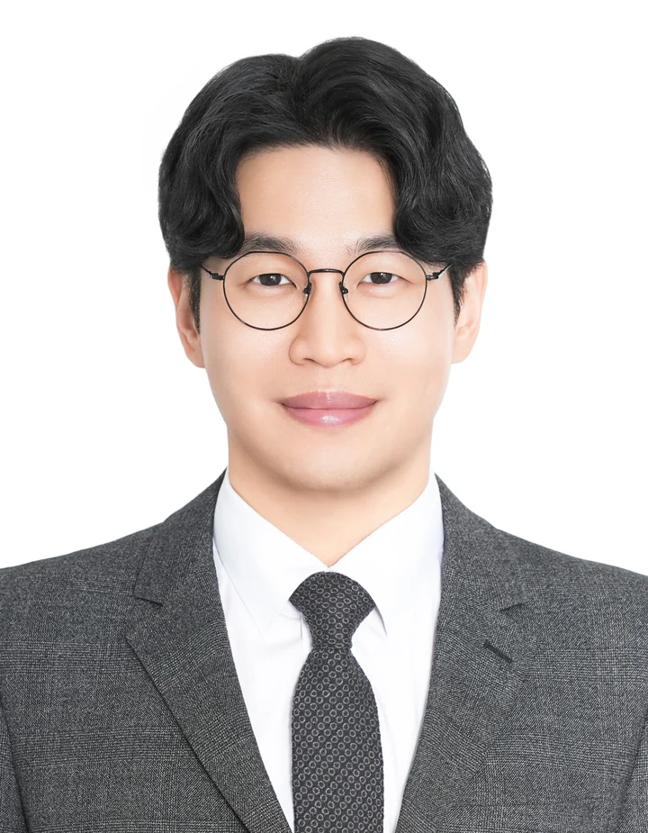 Portrait of Inyoung Oh